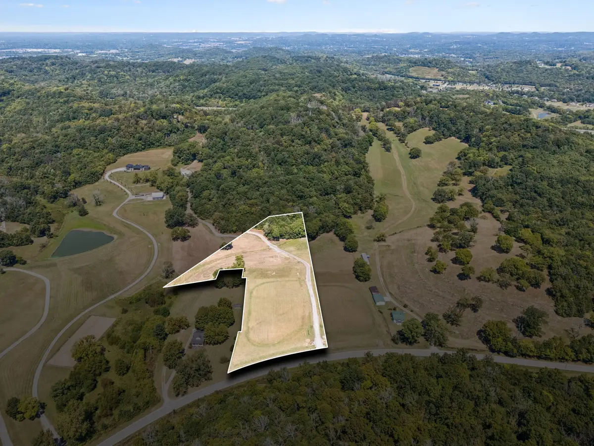 4828 Harpeth Peytonsville Rd, Thompsons Station, TN 37179 - #1