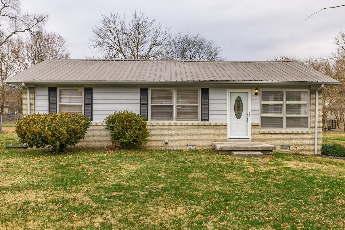 124 Bonita Ave, Gallatin, TN 37066 - #1