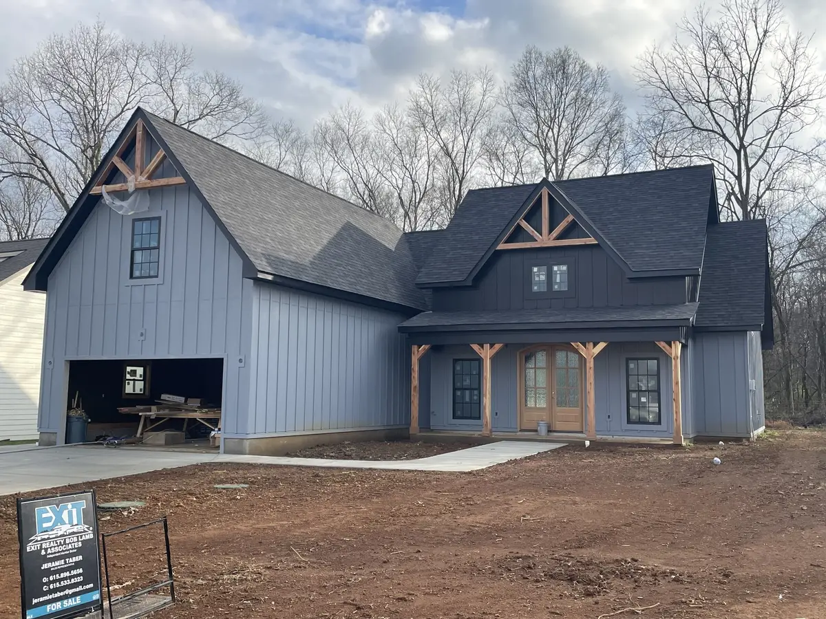 3023 Stonehorn Dr, Bell Buckle, TN 37020 - Image #1