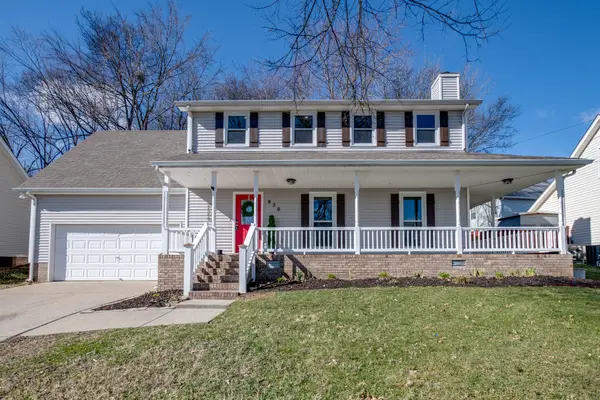 820 Briargrove Dr, La Vergne, TN 37086