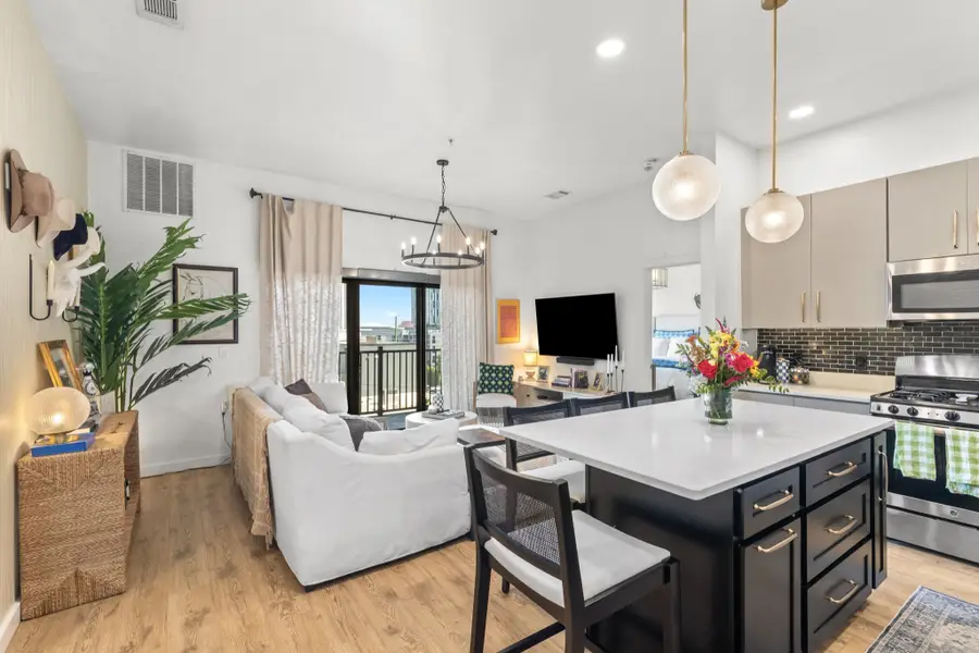 1002 Division St #306, Nashville, TN 37203 - Image #2