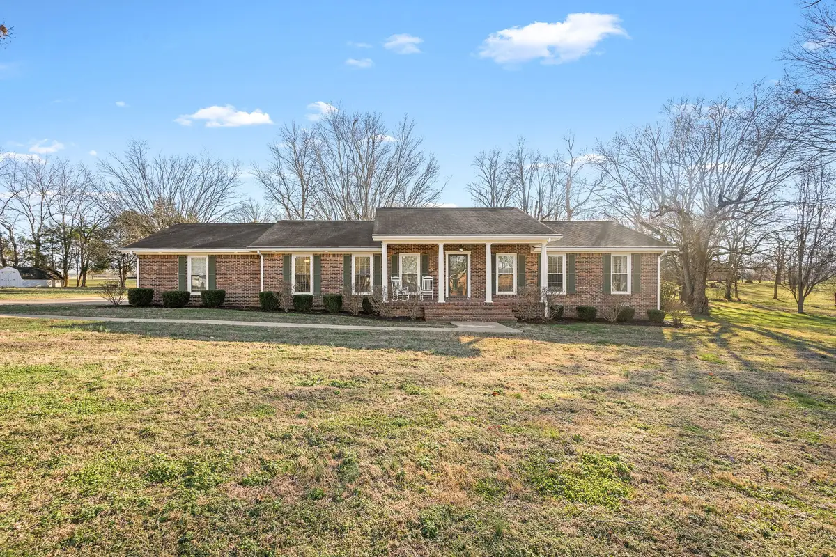 109 Hampshire Rd, Shelbyville, TN 37160 - Image #1