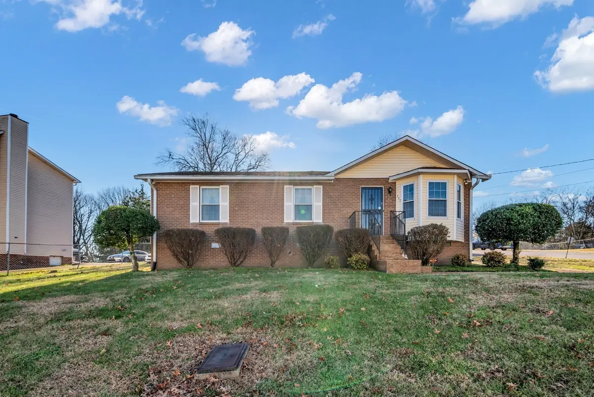 717 Flint Ridge Dr, Whites Creek, TN 37189 - Image #1