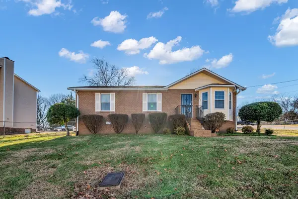 717 Flint Ridge Dr, Whites Creek, TN 37189