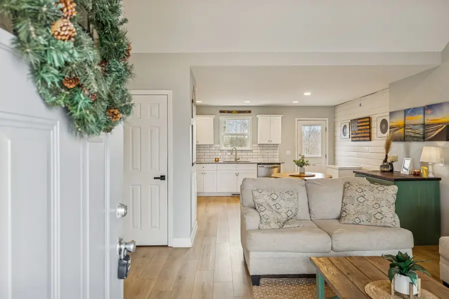 567 Skyview Dr, Ashland City, TN 37015 - Image #3