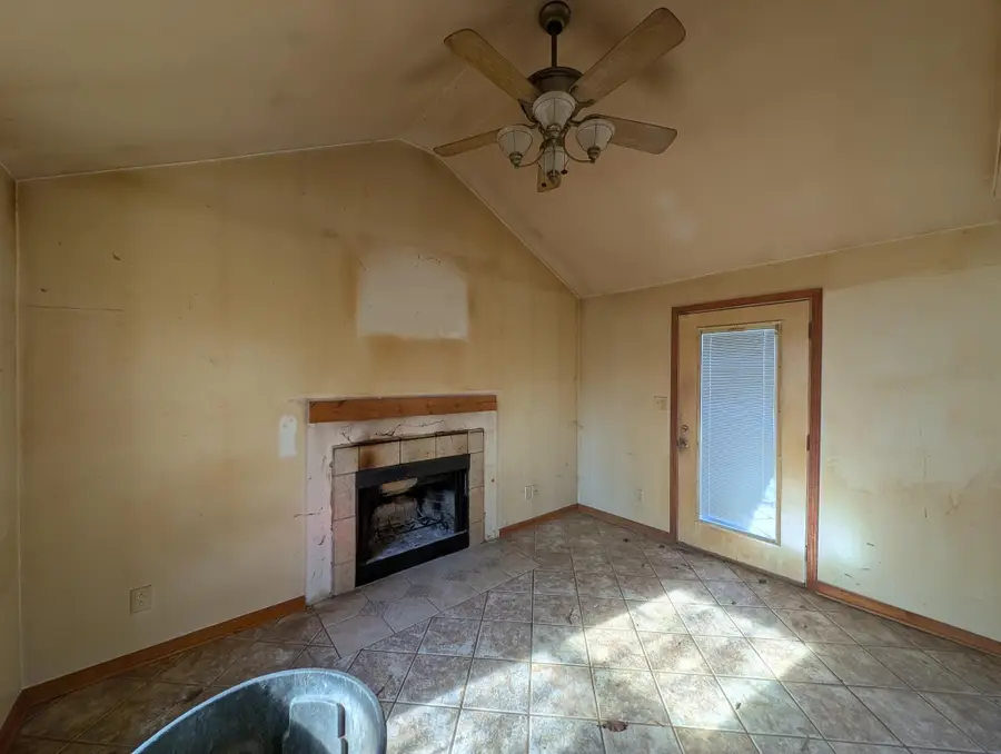 2724 Ann Dr, Clarksville, TN 37040 - Image #3