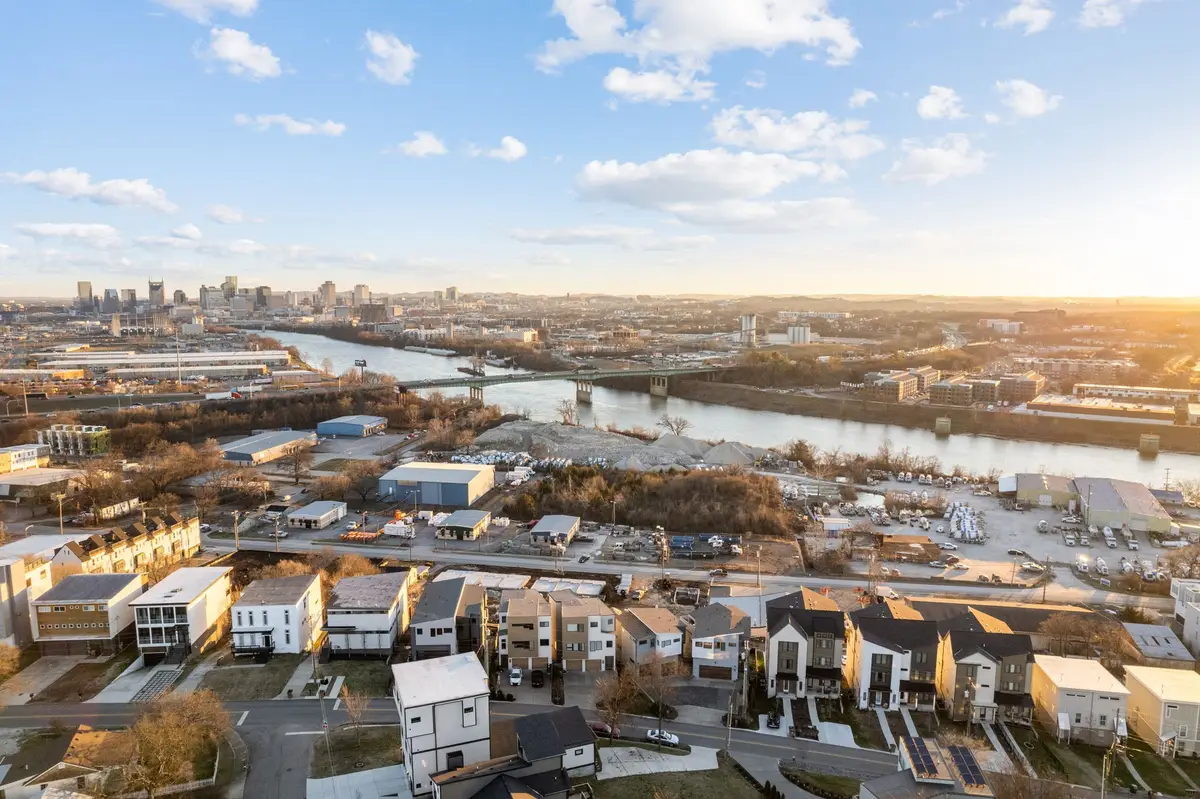 118B Fern Ave, Nashville, TN 37207 - Image #1