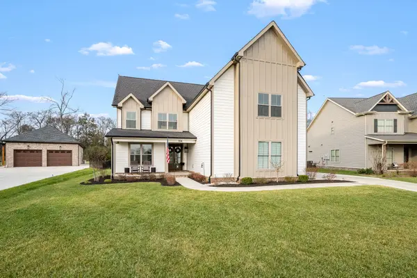 1514 Shalom St, Murfreesboro, TN 37128