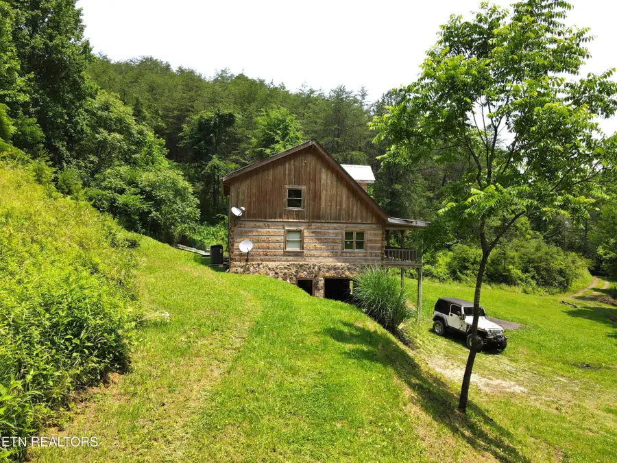 453 Trentham Hollow Rd, Parrottsville, TN 37843 - Image #2