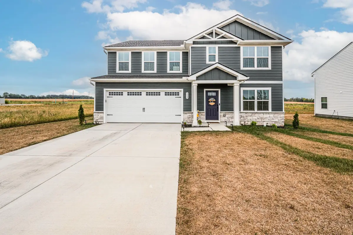 119 Amberleaf Cir, Franklin, KY 42134 - Image #1