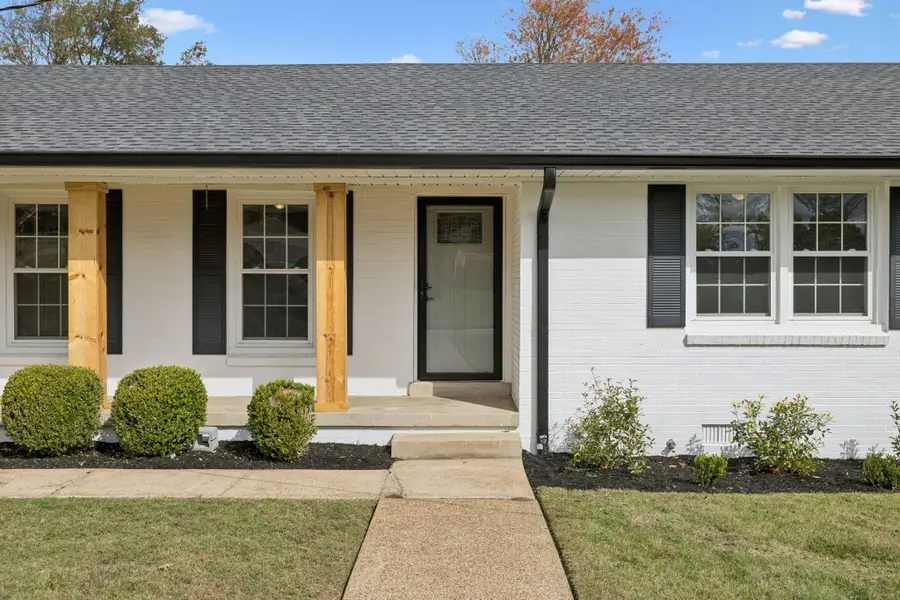 604 Pleasantwood Dr, Mount Pleasant, TN 38474 - Image #2