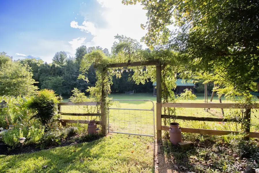 366 Guill Rd, Mount Juliet, TN 37122 - Image #2