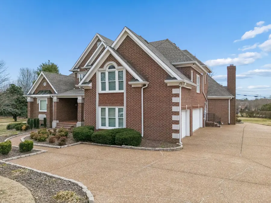 1603 Emerald Ct, Franklin, TN 37064 - Image #2