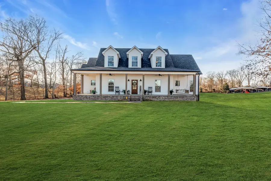 5574 Dowlen Rd, Cedar Hill, TN 37032 - Image #2