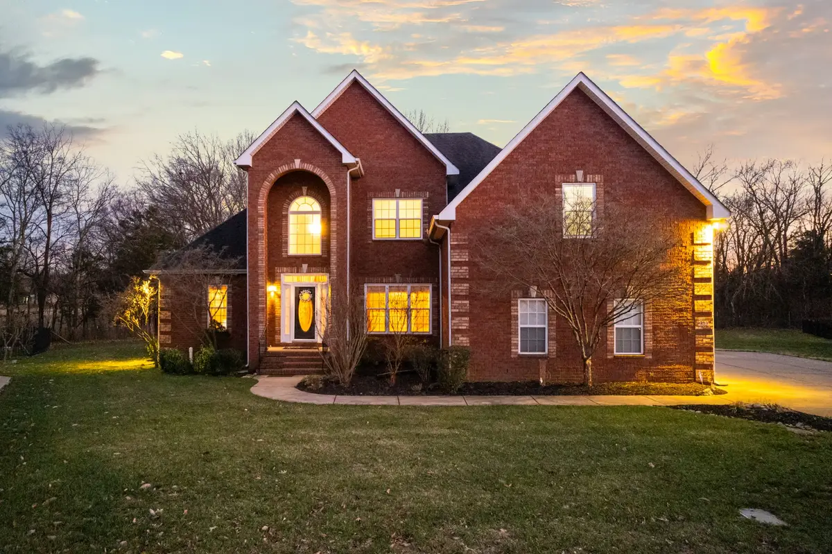 2310 Higgins Ln, Murfreesboro, TN 37130 - #1