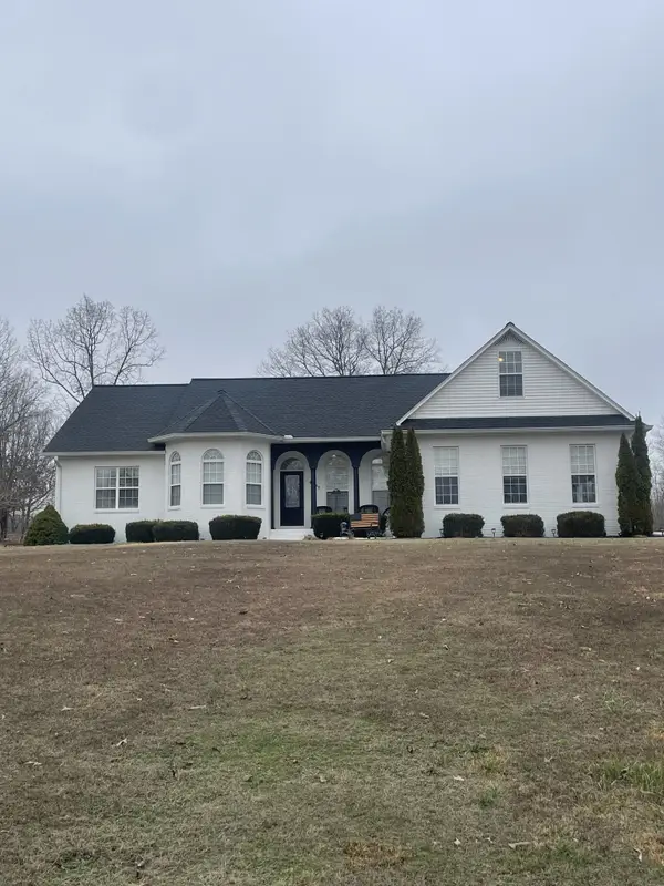 4161 Shady Oak Ln E, Iron City, TN 38463