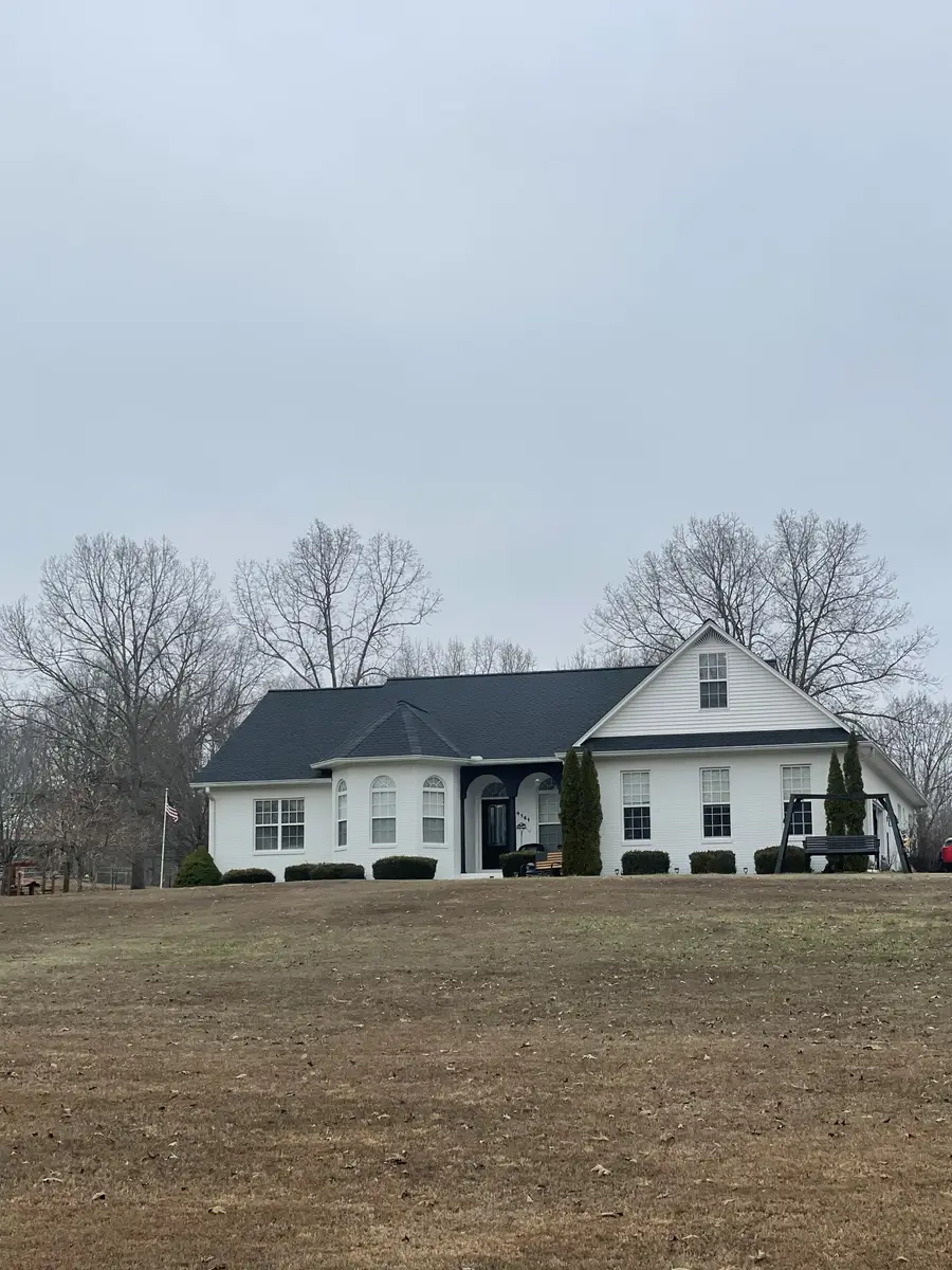 4161 Shady Oak Ln E, Iron City, TN 38463 - Image #2