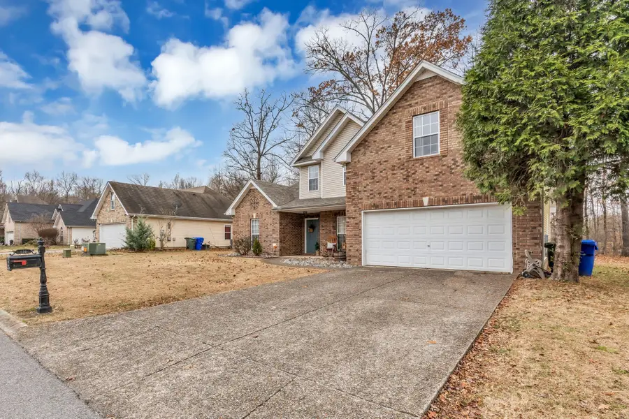 226 Foster Dr, White House, TN 37188 - Image #2
