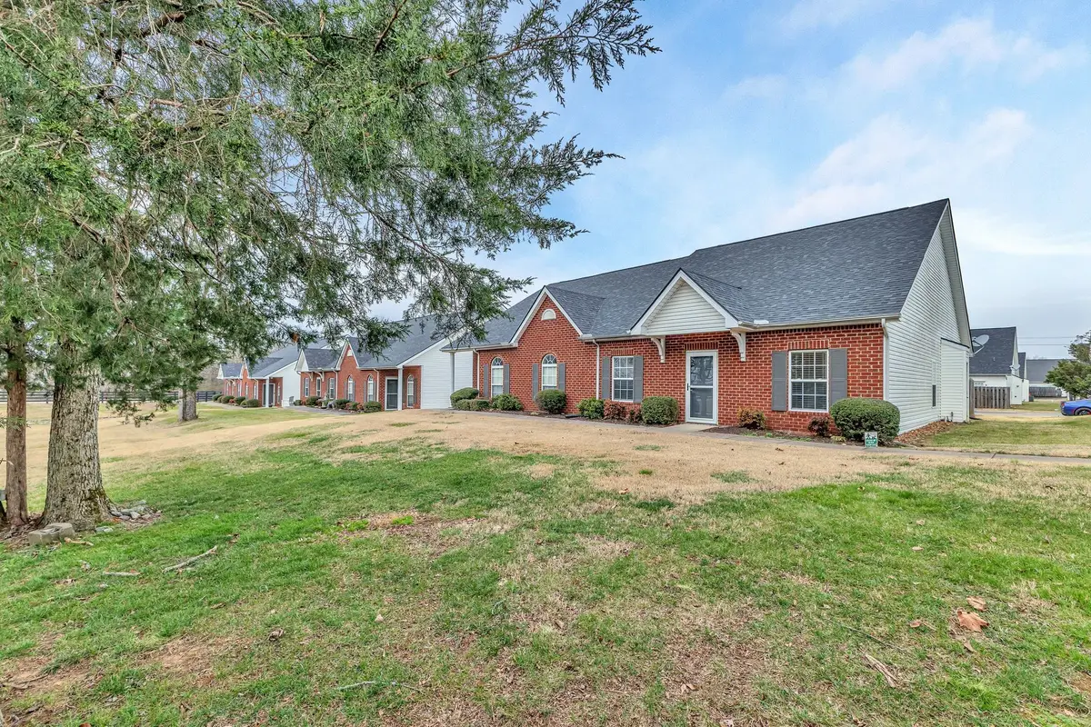 1019 Briggs Ln, Spring Hill, TN 37174 - Image #1