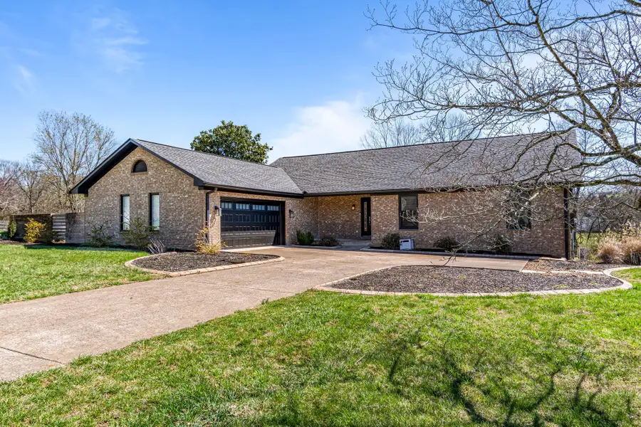 1106 Roseland Dr, Columbia, TN 38401 - Image #3