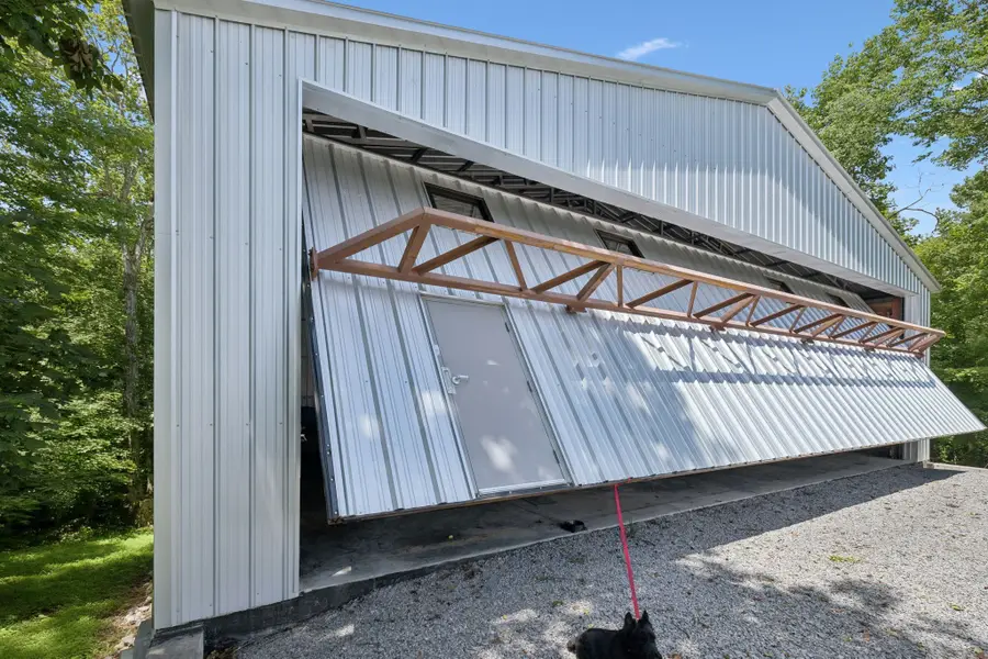 432 Slow Roll Dr, Chapmansboro, TN 37035 - Image #3