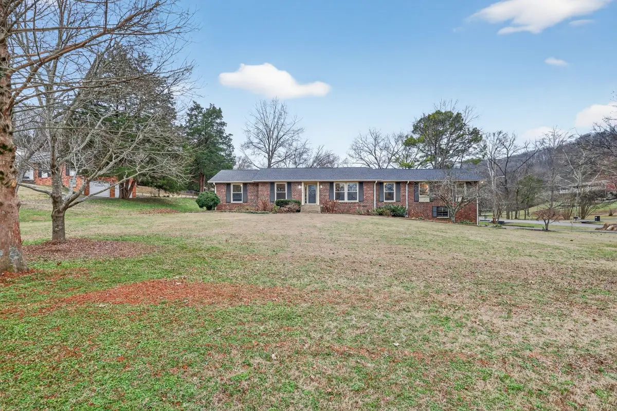 800 Cammack Ct, Nashville, TN 37205 - Image #1