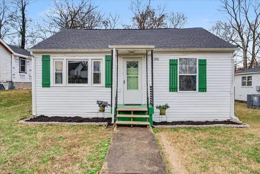 1226 Cedar St, Clarksville, TN 37040 - Image #2