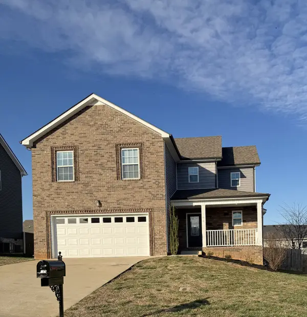 764 Crestone Ln, Clarksville, TN 37042