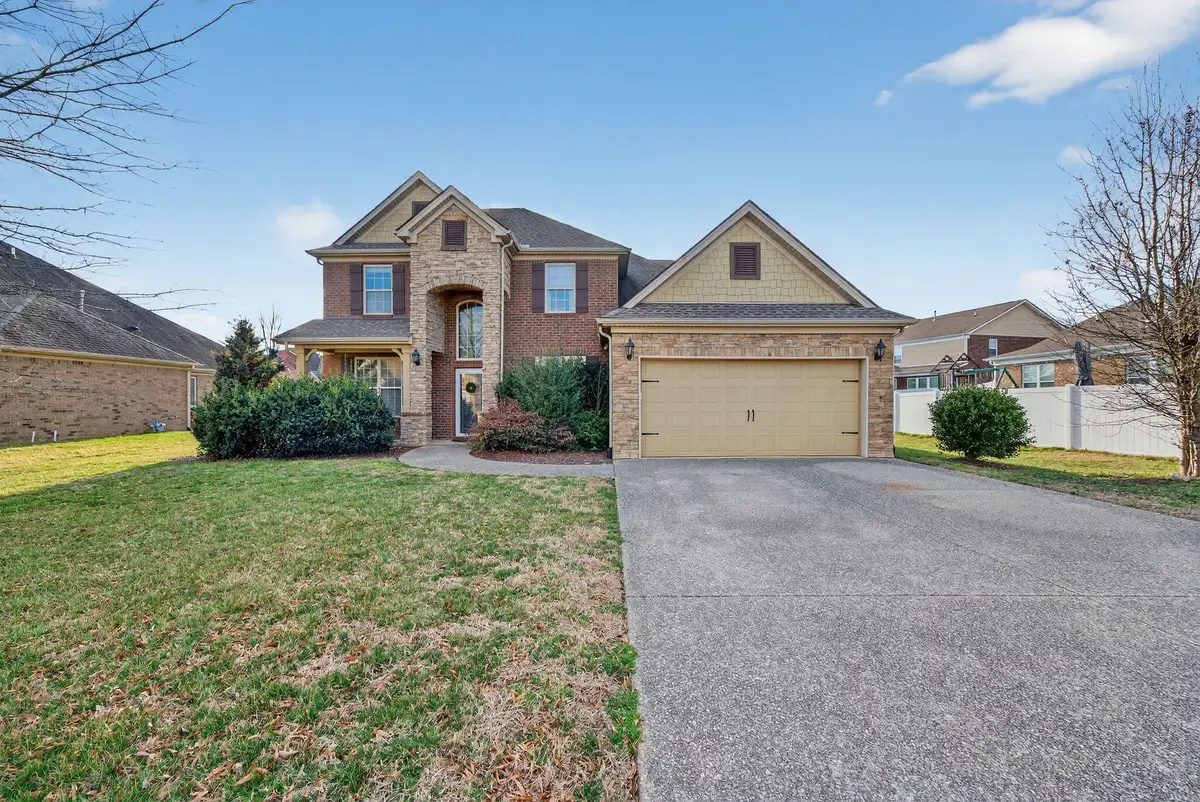 1042 Brixworth Dr, Thompsons Station, TN 37179 - #1