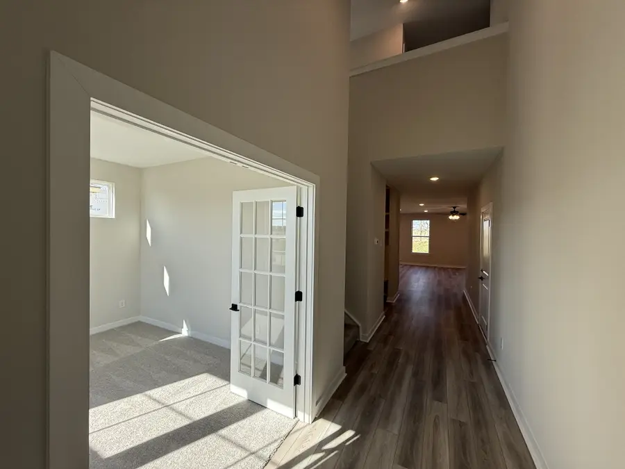 328 Black Bear Dr, Mount Pleasant, TN 38474 - Image #2