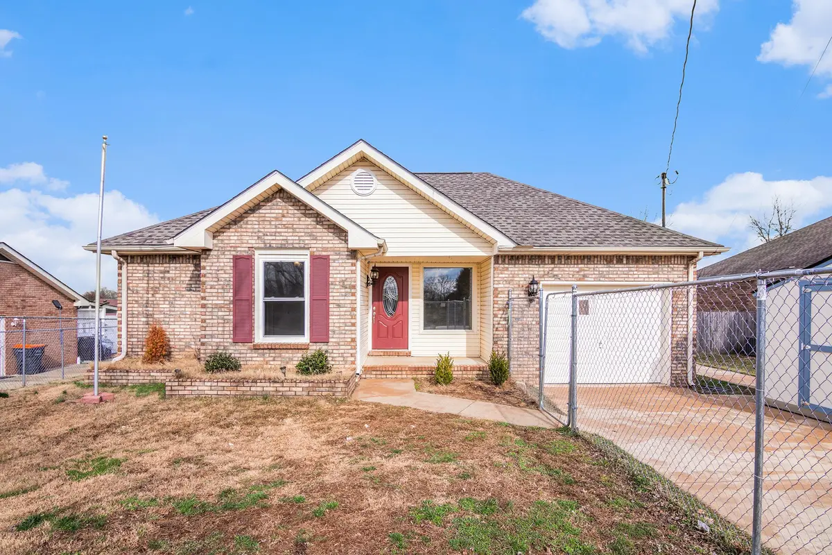 1019 Mcclardy Rd, Clarksville, TN 37042 - Image #1