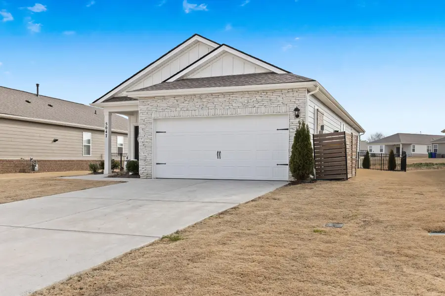 5047 Espy Ave, White House, TN 37188 - Image #2