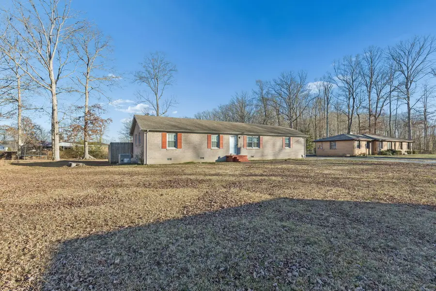 1213 Woodcrest Dr, Manchester, TN 37355 - Image #2