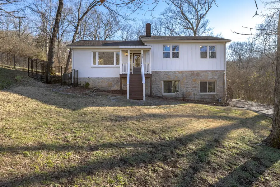 807 Russleo Dr, Nashville, TN 37209 - #2