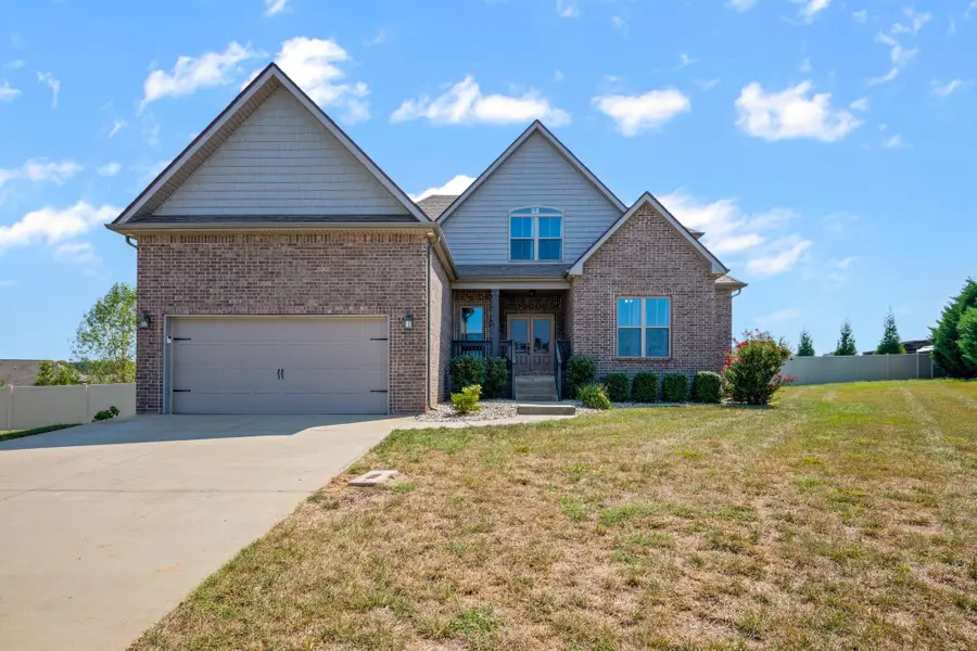 317 Melbourne Ct, Clarksville, TN 37043 - Image #2