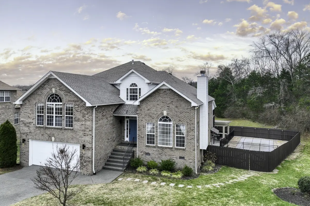 4277 October Woods Dr, Antioch, TN 37013 - Image #1