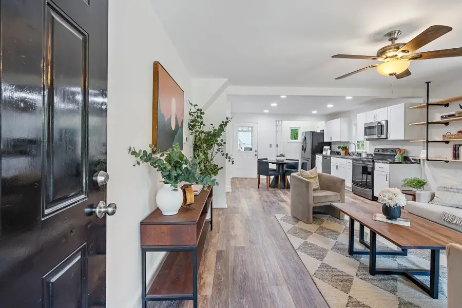 2614 Flamingo Dr, Nashville, TN 37207 - Image #2