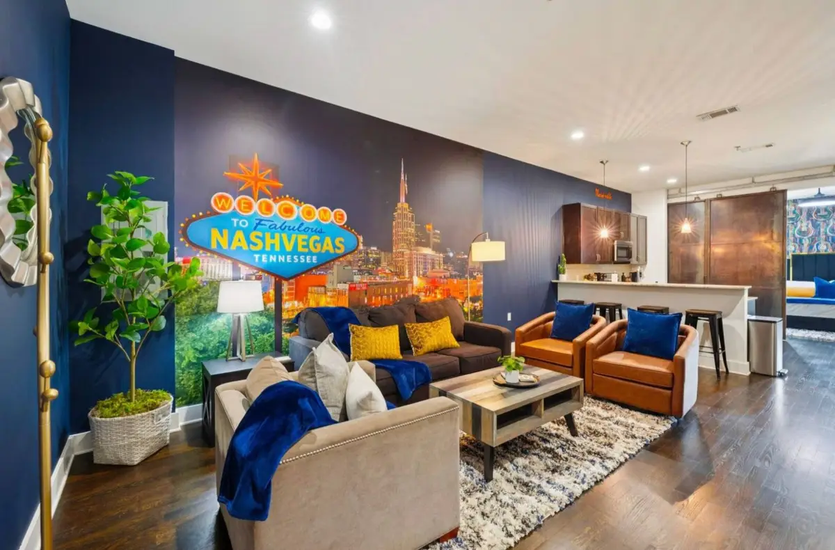 210 30th Ave N #407, Nashville, TN 37203 - Image #1