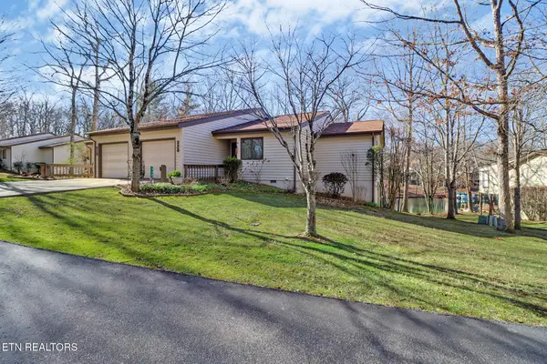 320 Lake Catherine Circle, Crossville, TN 38558