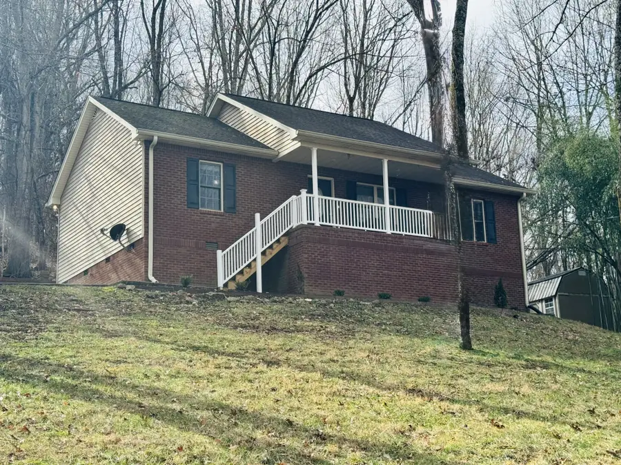 120 Skyview Dr, Carthage, TN 37030 - Image #2