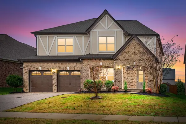 1102 Marys Pl, Lebanon, TN 37090