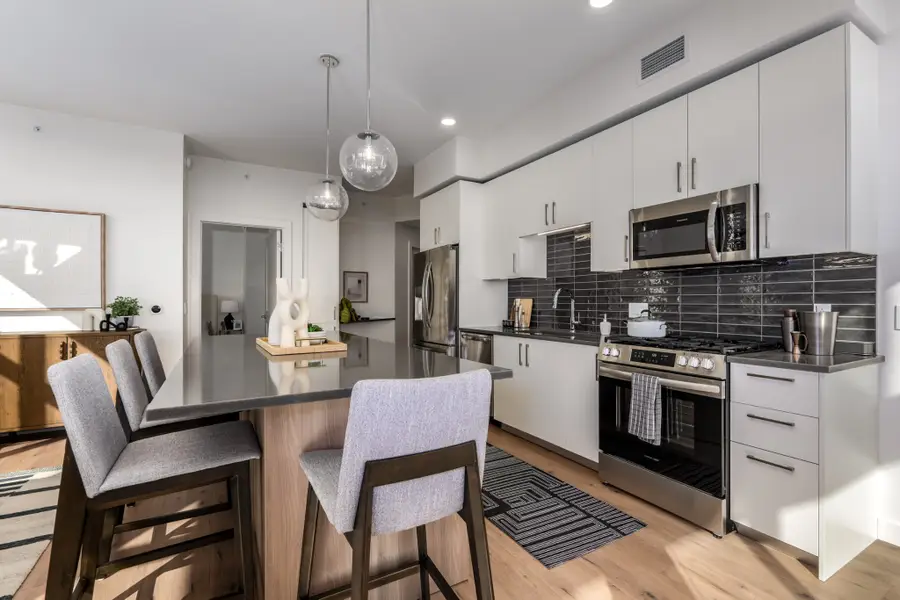 1212 Demonbreun St #B2 (E), Nashville, TN 37203 - #3