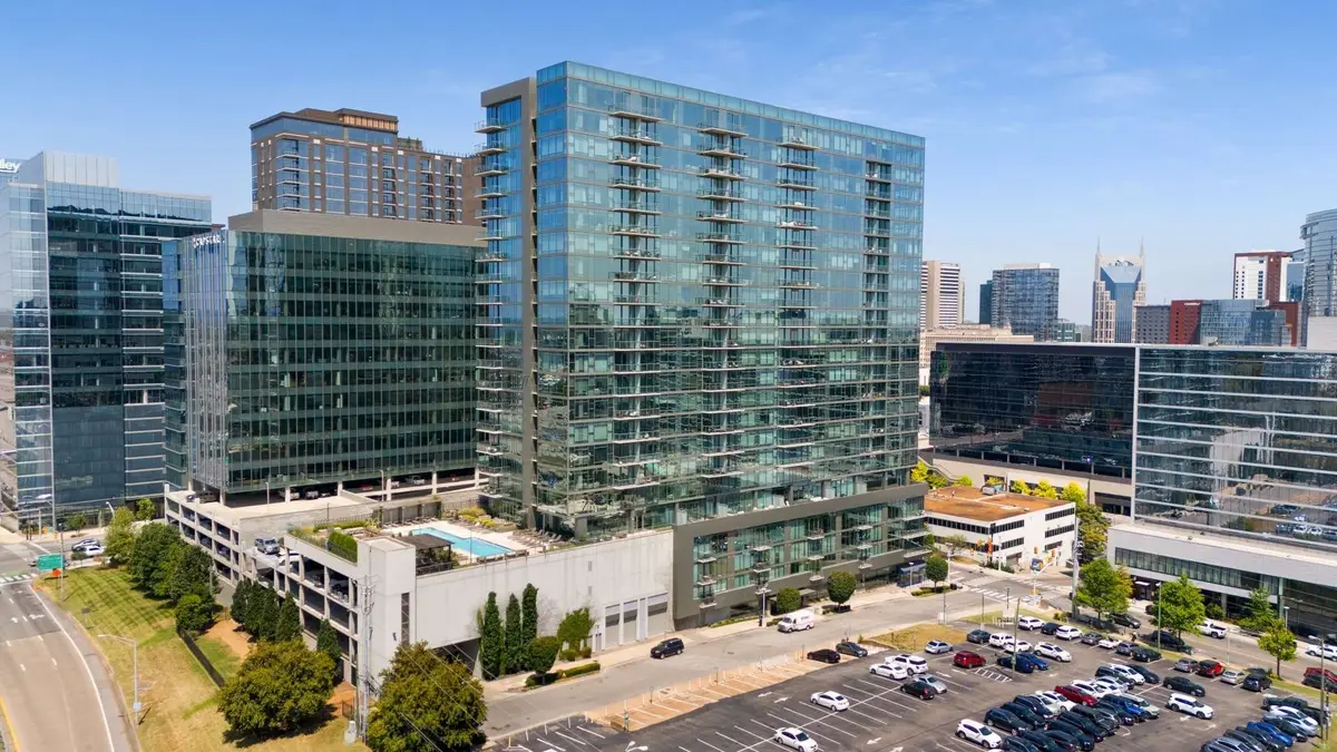 1212 Laurel St #1010, Nashville, TN 37203 - Image #1