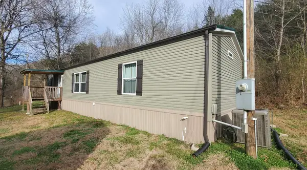 1748 Dry Fork Rd, Granville, TN 38564