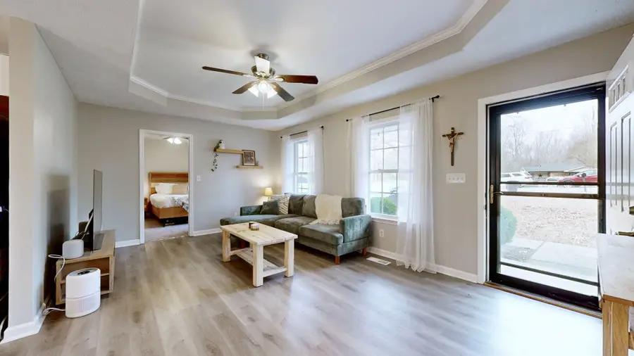 1007 Twin Oaks Dr, White Bluff, TN 37187 - Image #3