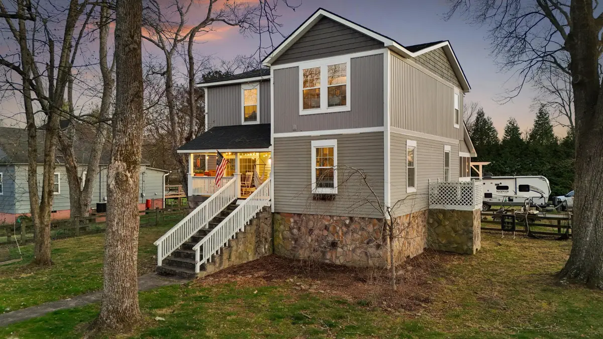 8 W Eighth Street, Chickamauga, GA 30707 - #1