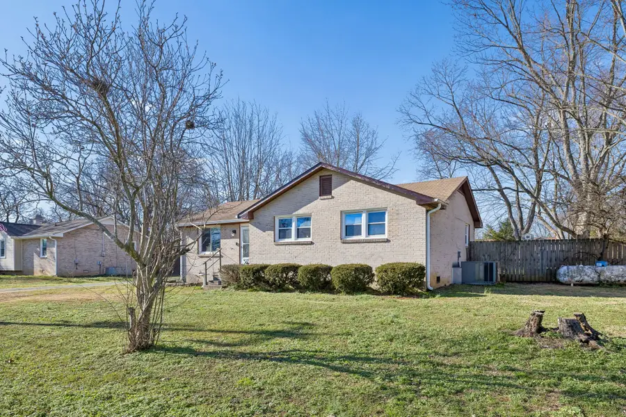 6719 Forrest Ln, Murfreesboro, TN 37129 - Image #2