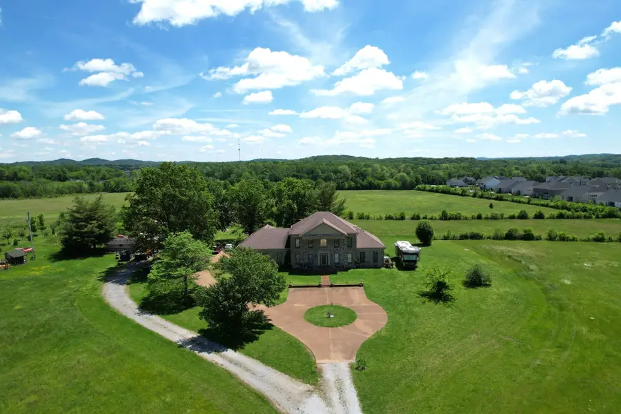 6286 Cox Rd, Arrington, TN 37014 - #3