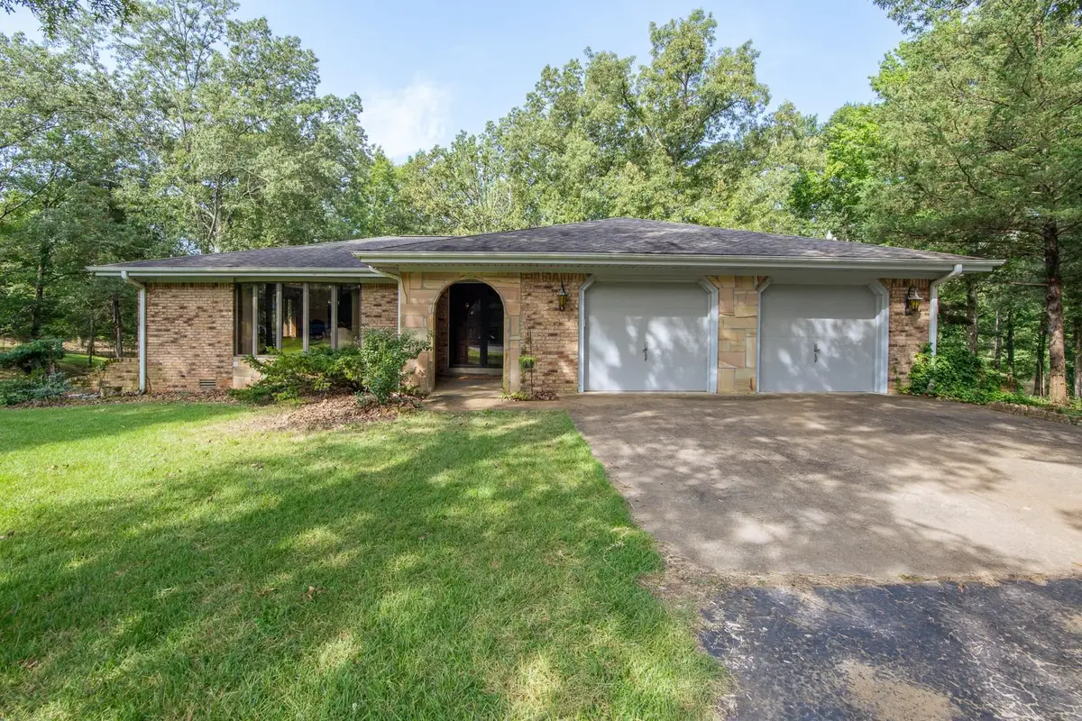 1910 Hamburg Loop, Savannah, TN 38372 - #1
