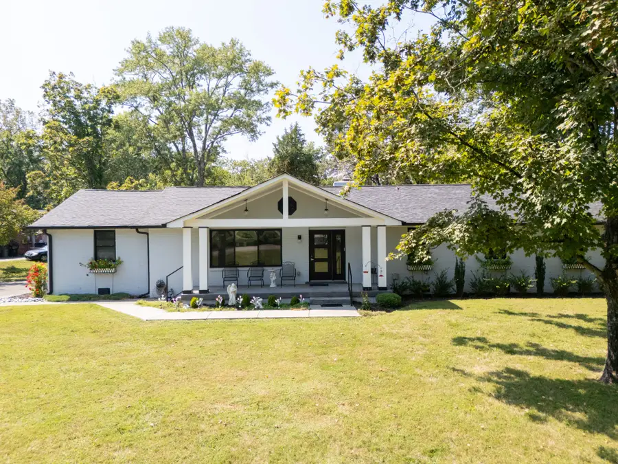 1001 Chapel Ct, Franklin, TN 37069 - Image #3